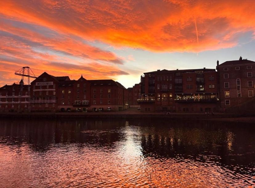 Superb City Centre Apartment Within The City Walls York Extérieur photo